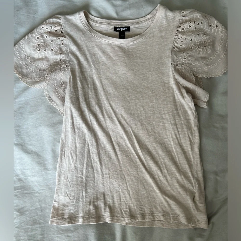 Express light cream tshirt - Picture 2 of 7